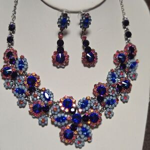 Elegant Swarovski Siam and AB Floral Necklace Set - New